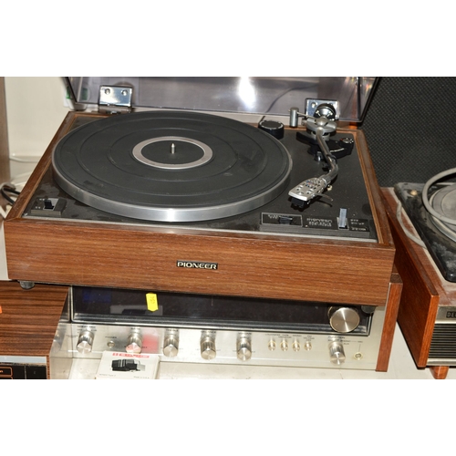 454 - A VINTAGE PIONEER TURNTABLE AND RECEIVER AMPLIFIER, (PAT pass and working), a Grundig Radio (PAT pas... 