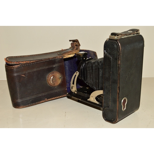 486 - A VOIGTLANDER JUBITAR FOLDING CAMERA, with original leather case