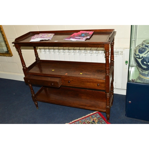 1534 - AN EDWARDIAN MAHOGANY THREE TIER BUFFET, the top shelf with a gallery above two drawers joined by tu... 