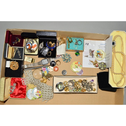 193 - A BOX OF MAINLY COSTUME JEWELLERY, to include imitation pearl necklaces, a silver hinged Charles Hor... 