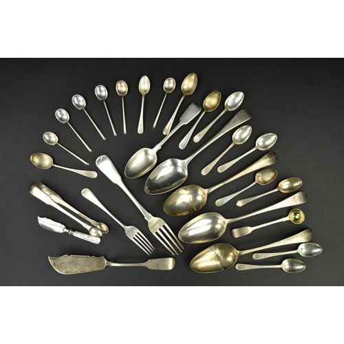 129 - A PARCEL OF 18TH, 19TH AND 20TH CENTURY SILVER FLATWARE, including Old English and Fiddle patterns, ... 