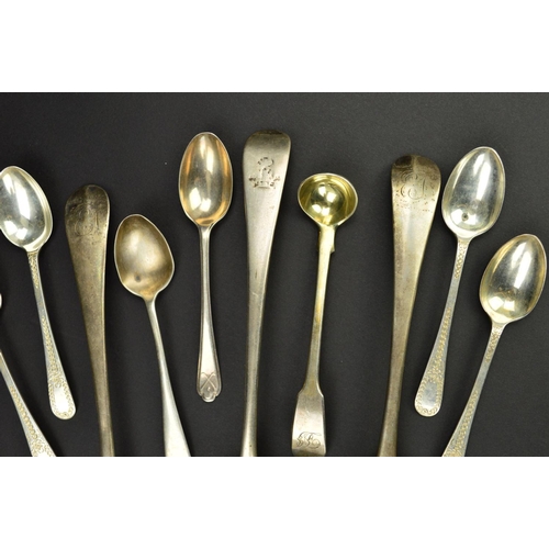 129 - A PARCEL OF 18TH, 19TH AND 20TH CENTURY SILVER FLATWARE, including Old English and Fiddle patterns, ... 