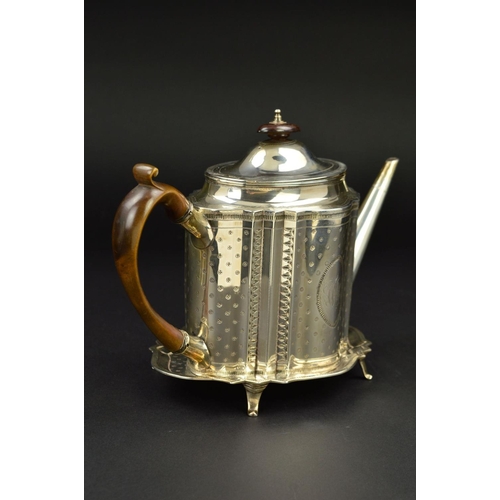 138 - A GEORGE III SILVER TEAPOT AND STAND, of serpentine outline, dome oval hinged cover with fruitwood f... 