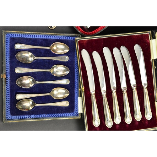 145 - A LATE VICTORIAN CASED SET OF SIX SILVER OLD ENGLISH PATTERN TEASPOONS AND MATCHING SUGAR TONGS, eng... 