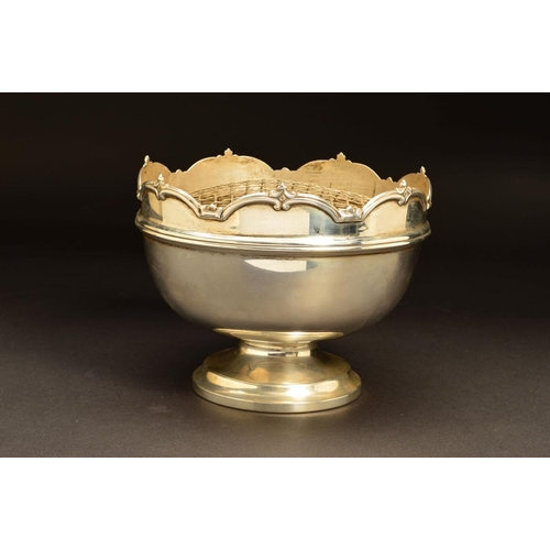 201 - A GEORGE V SILVER ROSE BOWL, of circular form, with wavy rim above a girdle, on a short pedestal wit... 