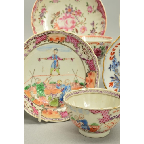 256 - A LATE 18TH CENTURY CHINESE EXPORT PORCELAIN TEA BOWL AND SAUCER, decorated with circus performers, ... 