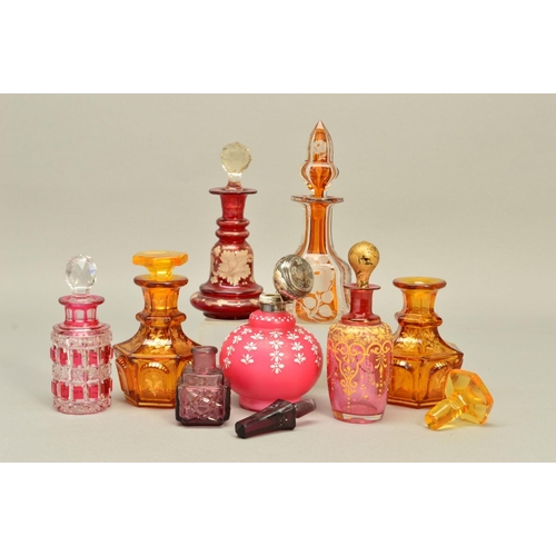 259 - A COLLECTION OF 19TH/20TH CENTURY SCENT BOTTLES, etc, to include a British flash cut example with am... 