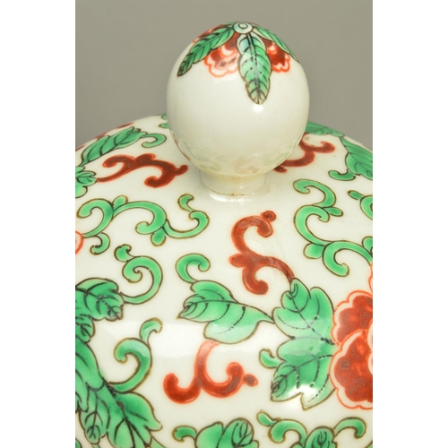 296 - A 20TH CENTURY CHINESE PORCELAIN FAMILLE VERTE VASE AND COVER, the domed cover with spherical finial... 