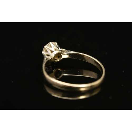 3 - A MID TO LATE 20TH CENTURY 18CT WHITE GOLD SINGLE STONE DIAMOND RING, estimated modern round brillia... 