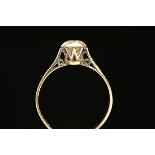 3 - A MID TO LATE 20TH CENTURY 18CT WHITE GOLD SINGLE STONE DIAMOND RING, estimated modern round brillia... 