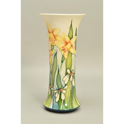 301 - MOORCROFT, a limited edition Daffodils and Daisy vase, 46/150, designed by Nicola Slaney, signed and... 