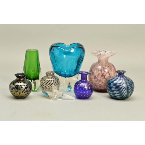 307 - A COLLECTION OF STUDIO GLASS, to include Whitefriars Molar vase, pattern No.9410 in kingfisher blue,... 