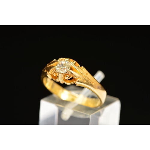 42 - A MID VICTORIAN 18CT GOLD SINGLE STONE DIAMOND RING, set with an old cut diamond to the scrolling ga... 