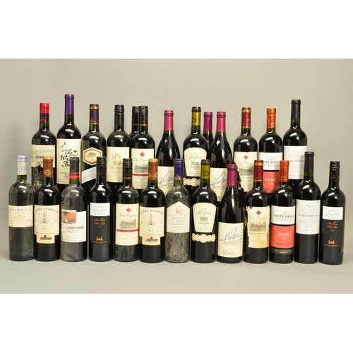 478 - TWENTY SIX BOTTLES OF RED WINE, from Argentina and Chile, including Malbec and Pinot Grigio varietie... 