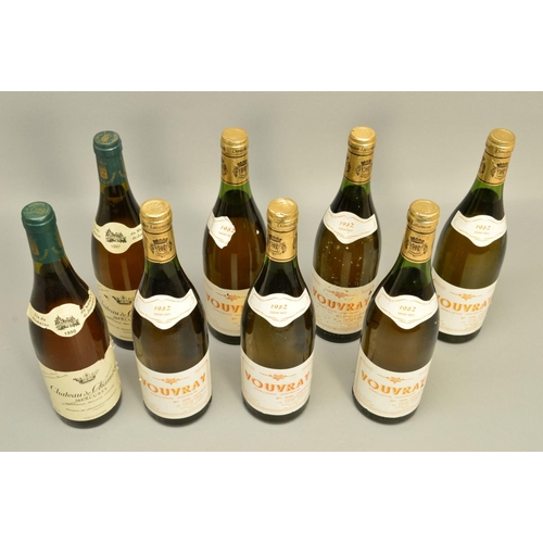 483 - EIGHT BOTTLES OF FRENCH WHITE WINE, comprising six bottles of Henri Laisement Vouvray 1982 and two b... 