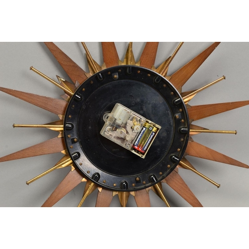 600 - A 1960S METAMEC SUNBURST CLOCK, diameter 44.5cm