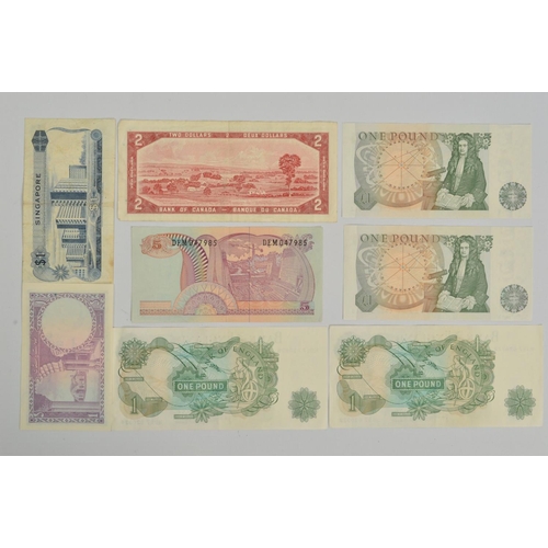 318 - A PACKAGE OF BANKNOTES, to include two consecutive page one pounds HU57 and two C38, a five Ripee 19... 