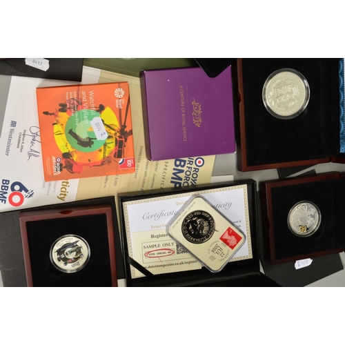 363 - A QUANTITY OF SILVER PROOF BOXED ROYAL MINT AND OTHER SILVER COINS, to include I.O.M. silver proof 5... 