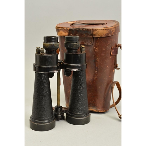 401 - A PAIR OF WWII PERIOD BARR & STROUD NAVAL STYLE BINOCULARS, admiralty pattern number 1900A and crow ... 