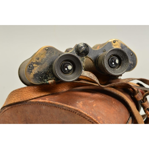 402 - A PAIR OF WWI ERA ROSS OF LONDON STEREO PRISM MILITARY BINOCULARS, in brown leather case, crow foot ... 