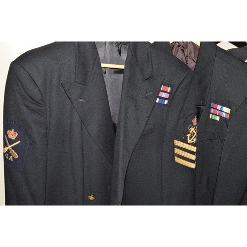 431 - A NUMBER OF NAVAL UNIFORM ITEMS, US Naval Smock top, maker being 'Tennessee' Uniform Company, with a... 