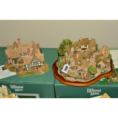 700 - TWO BOXED LILLIPUT LANE SCULPTURES, limited edition 'Chipping Coombe' No779, 2952/3000, with certifi... 