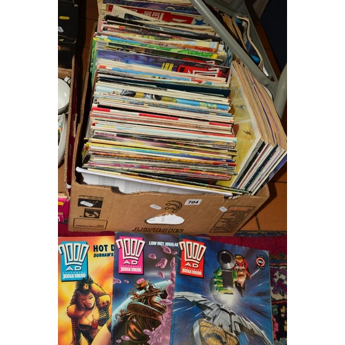 704 - APPROXIMATELY TWO HUNDRED AND NINTY TWO COMICS, to include IPC & Fleetway comics (2000 AD featuring ... 