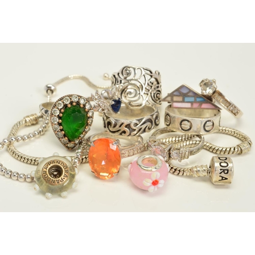 135 - A SELECTION OF SILVER AND WHITE METAL JEWELLERY, to include two glass bracelets, many with marks to ... 