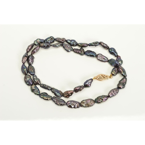 174 - A DYED FRESHWATER CULTURED PEARL NECKLACE, designed as a single row of dyed 'black' freshwater cultu... 