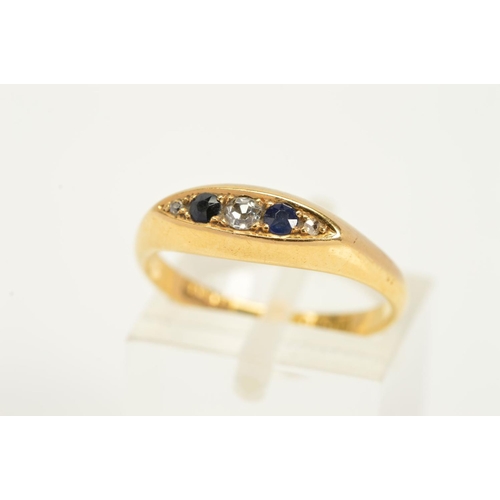 178 - AN EARLY 20TH CENTURY 18CT GOLD SAPPHIRE AND DIAMOND RING, designed as three single cut diamonds int... 