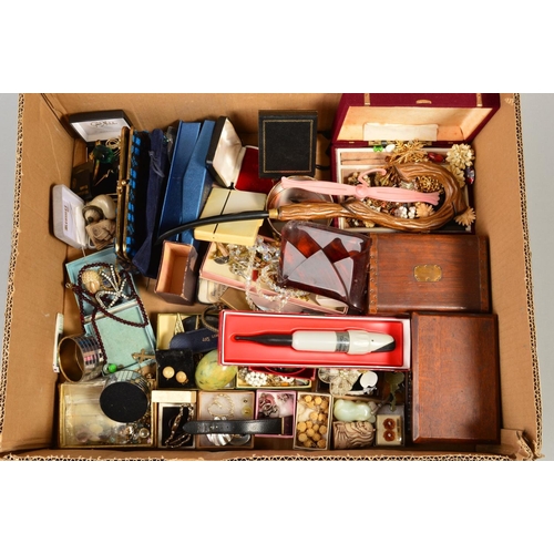 Lot 253       
