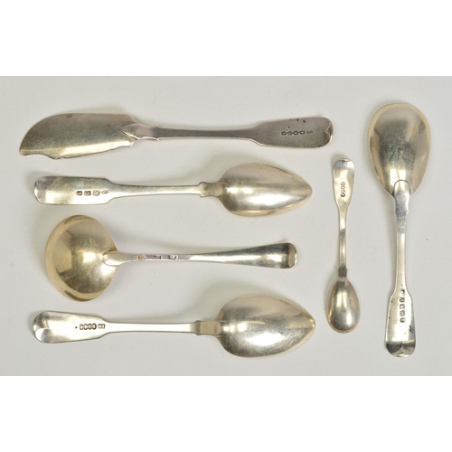 112 - A SMALL PARCEL OF IRISH SILVER FLATWARE AND CUTLERY, all engraved with crests comprising an Old Engl... 