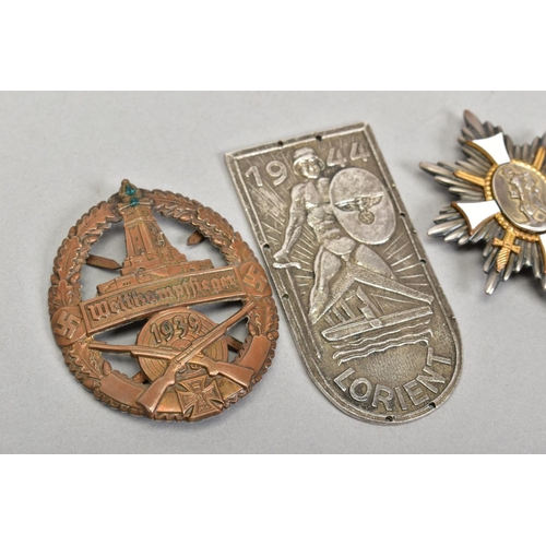 158 - FOUR GERMAN WAR BADGES, Imperial WWI Tank badge in 900 silver, solid construction, flat backed broad... 