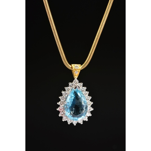 20 - A MODERN PEAR SHAPE AQUAMARINE AND DIAMOND CLUSTER PENDANT AND CHAIN, a pear shape aquamarine measur... 