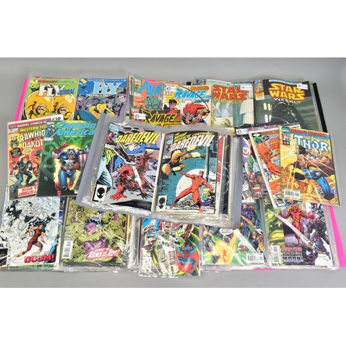 200 - OVER ONE THOUSAND FOUR HUNDRED COMICS, including Daredevil and The New Teen Titans, 4 x Moon Knight,... 