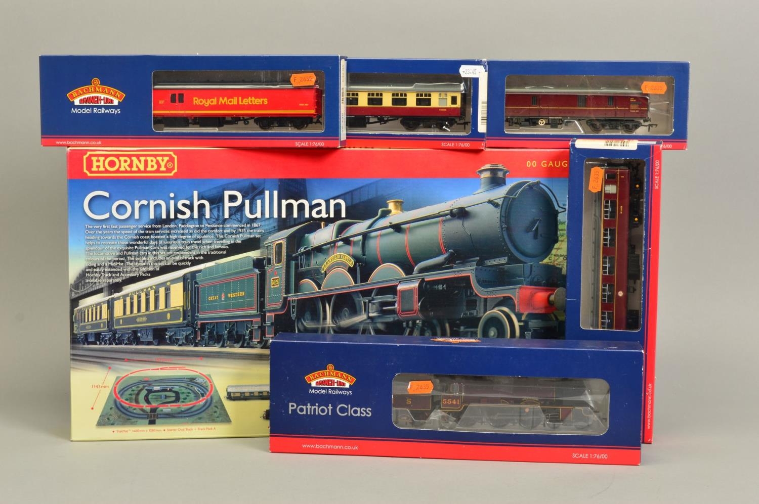 Hornby cornish deals carrier train set