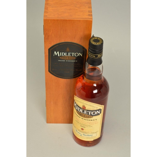 361 - A BOTTLE OF A HIGHLY COLLECTABLE WHISKEY, which is the Middleton Very Rare Irish Whiskey 1998, in a ... 