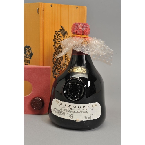 BOWMORE BICENTENARY 1779-1979 ISLAY SINGLE MALT SCOTCH BOWMORE BICENTENARY 1779-1979 ISLAY SINGLE MALT SCOTCH