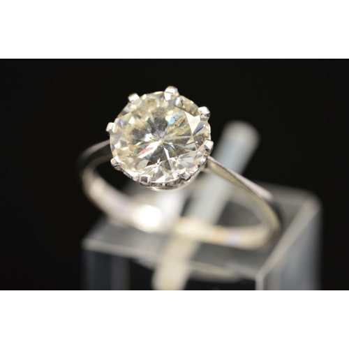 9 - A DIAMOND SINGLE STONE RING, a round brilliant cut diamond, calculated weight 2.45ct, colour assesse... 