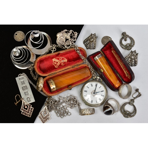 225 - A SELECTION OF MAINLY SILVER AND WHITE METAL JEWELLERY, to include a pair of marcasite clip earrings... 