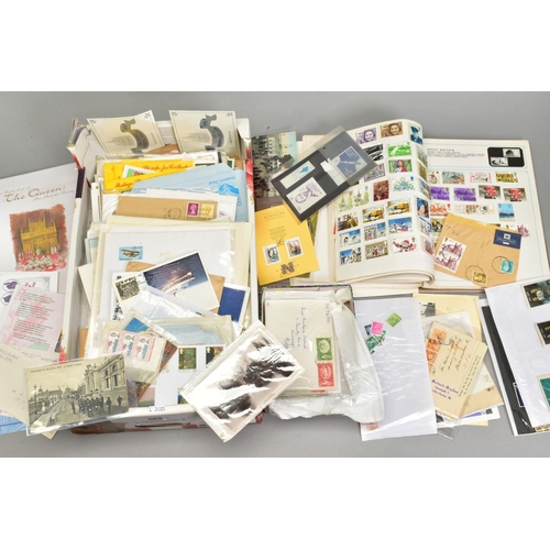 469 - A LARGE ACCUMULATION OF STAMPS AND COVERS IN A BOX