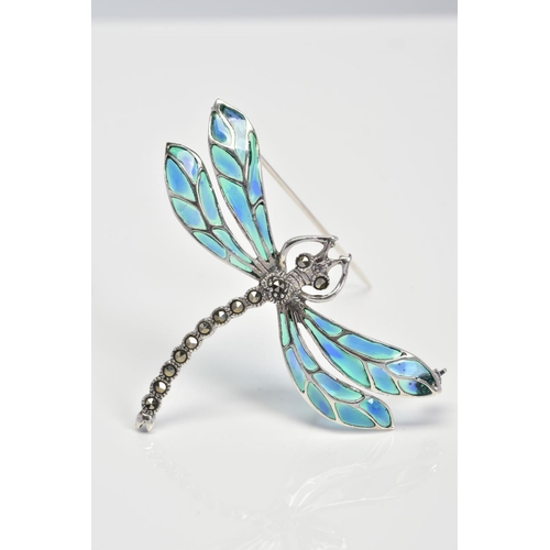 54 - A PLIQUE-A-JOUR DARGONFLY BROOCH/PENDANT, the green and blue plique-a-jour wings with marcasite body... 