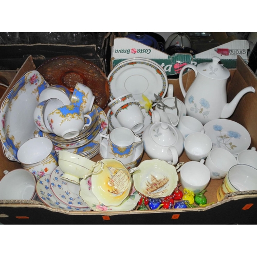 959 - FIVE BOXES AND SUNDRY CERAMICS AND GLASSWARE, to include Wedgwood 'Ice Rose' coffee service, Royal D... 