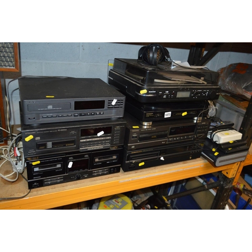 1073 - A COLLECTION OF HI FI EQUIPMENT including a Technics SL-PG100a CD player and RS-X102 tape player, a ... 