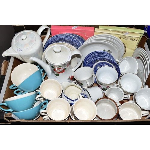 332 - SIX BOXES OF GLASS, CERAMICS AND SUNDRY ITEMS, etc to include six Midwinter 'Cannes' soup bowls and ... 