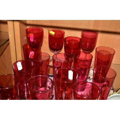 343 - A GROUP OF CRANBERRY GLASSES, to include four wines and eleven beakers (15)