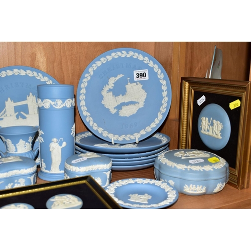 390 - A GROUP OF WEDGWOOD JASPERWARES, to include Christmas plates 1969 to 1978, two mounted and framed me... 