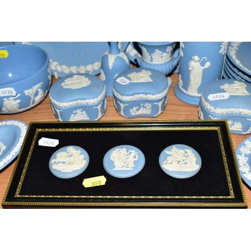 390 - A GROUP OF WEDGWOOD JASPERWARES, to include Christmas plates 1969 to 1978, two mounted and framed me... 