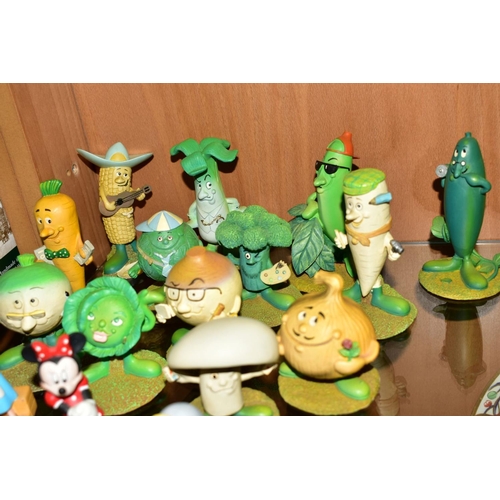 452 - EIGHT GROLIER DISNEY PORCELAIN FIGURES, including Pluto, Dumbo, Pinocchio, Cinderella, Belle, etc, t... 