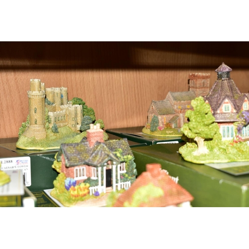 459 - SIXTEEN LILLIPUT LANE COLLECTORS FAIRS SCULPTURES, all with deeds, 'Wycombe Toll House' 1994 Annual ... 